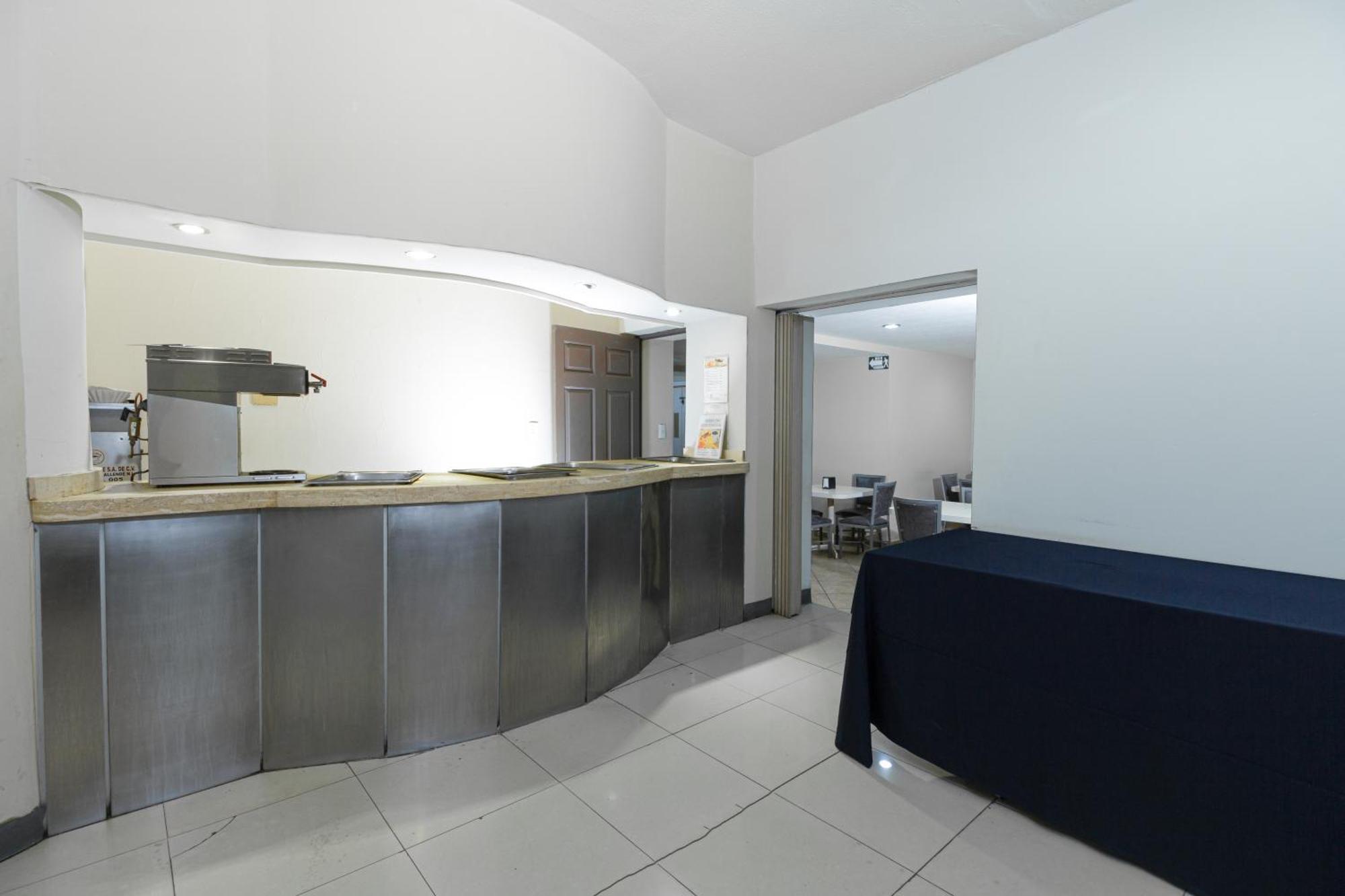 Hotel Plaza Del Arco - مونتيري المظهر الخارجي الصورة