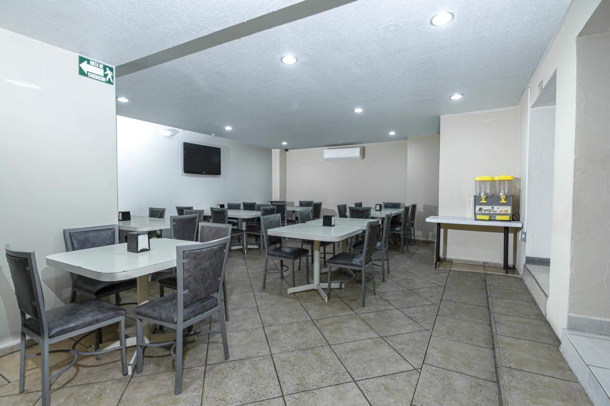 Hotel Plaza Del Arco - مونتيري المظهر الخارجي الصورة