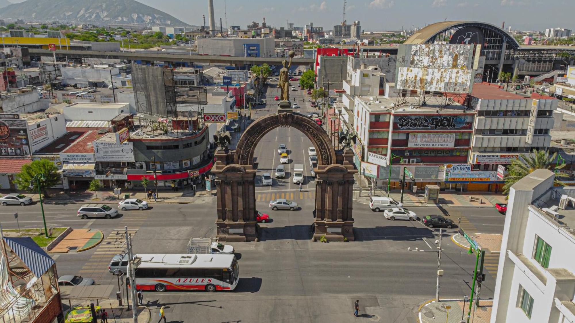 Hotel Plaza Del Arco - مونتيري المظهر الخارجي الصورة