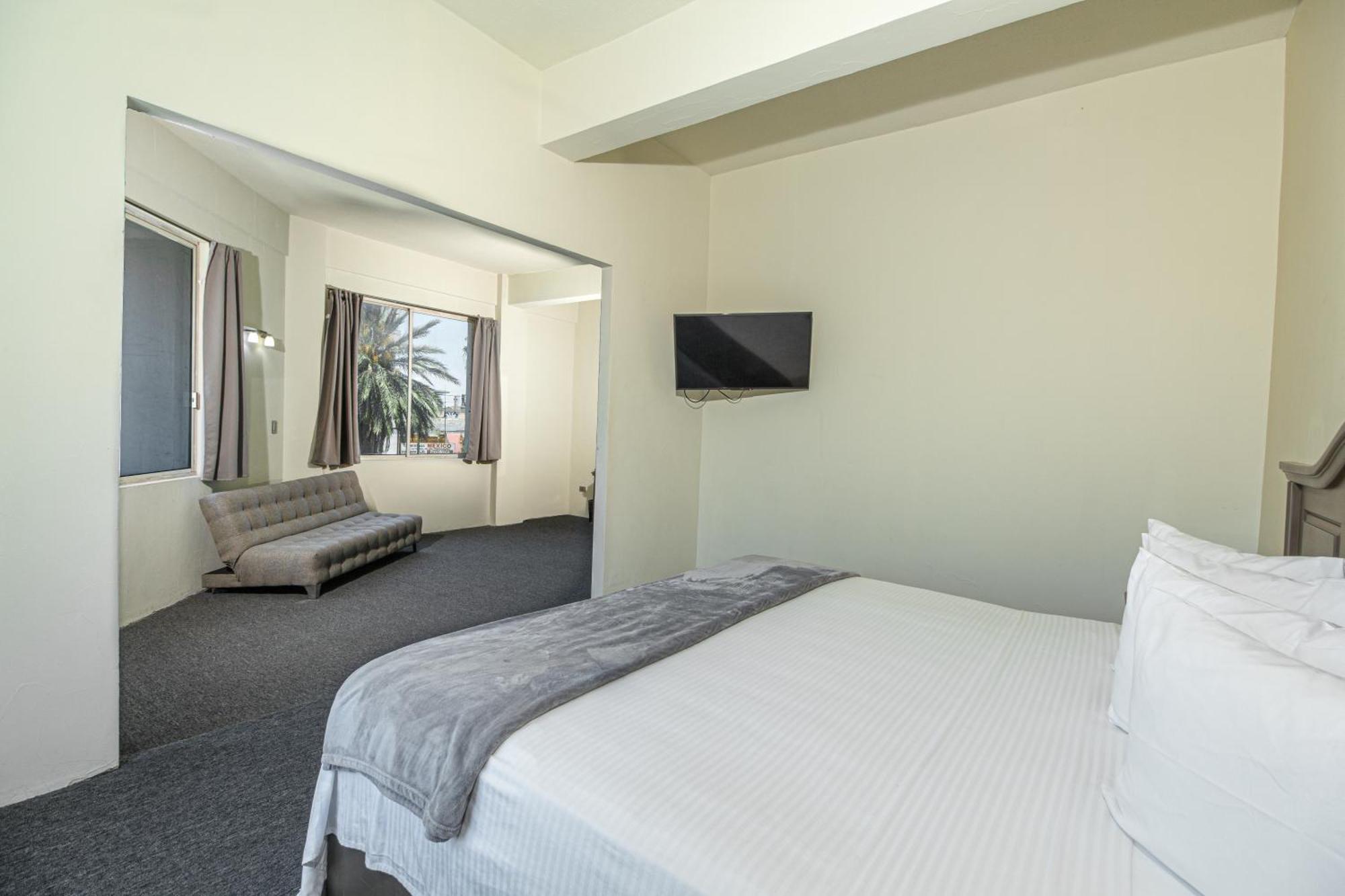 Hotel Plaza Del Arco - مونتيري المظهر الخارجي الصورة